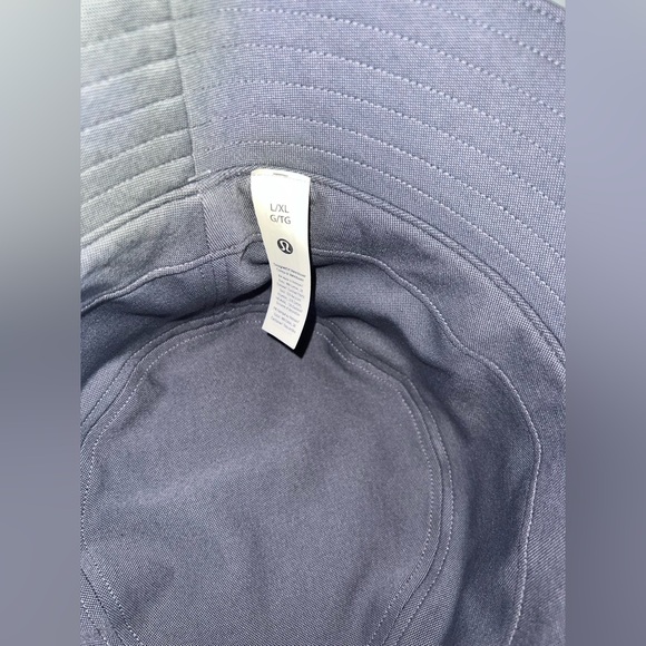 Lululemon Reversible Bucket Hat Blue/Pattern | L/XL | NWT - Picture 5 of 11